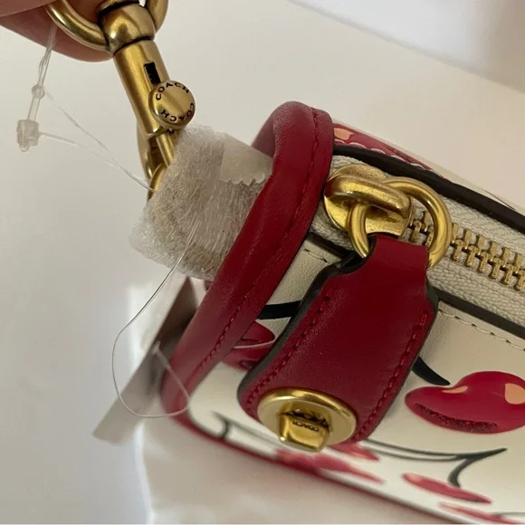 NWT Coach Limited Edition Full Size Swinger Cherry Print & Dust Bag 🍒 - Picture 6 of 14